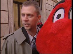 US university mascot in imitation battle, presser News Clip