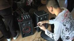 iPad musicians make it big in China News Clip