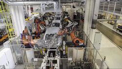 CLEAN : fVolkswagen shares skid 13% on false emission scam in US News Clip