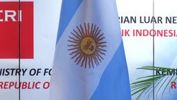 Argentinian and Indonesian foreign ministers hold talks News Clip