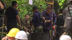 Ongoing efforts to rescue football team from partially flooded Thai cave News Clip