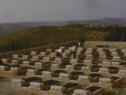 Cemetery on Yom HaZikaron Stock Footage