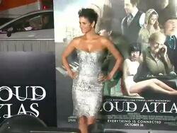 Halle Berry at Cloud Atlas Los Angeles Premiere on 10/24/2012 in Hollywood, CA.(Footage by WireImage Video/Getty Images Entertainment Video) Stock Footage