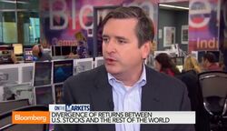 Why 'DeCouple Is Making a Comeback News Clip