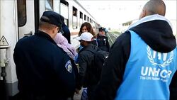 CLEAN : Serbia migrants can now take train to reach Croatia News Clip