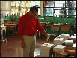 UPDATE Ruling party candidate holds big lead in early returns News Clip