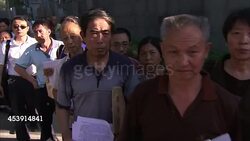 Chinese petitioners outside Beijing Supreme Court News Clip
