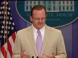 The White House says no one was killed in an explosion on a petroleum platform in the Gulf of Mexico. He also says it was not in as deep of water as the BP well. News Clip