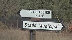 CLEAN : 17 arrested over Kardashian Paris robbery News Clip