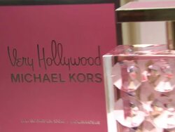 Michael Kors & Debra Messing Bring Hollywood to Macy's Herald Square Stock Footage