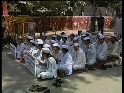 INDIA: SONIA GANDHI RESIGNATION LATEST News Clip