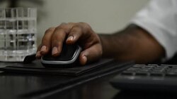 CLEAN : India's top court bans Islamic instant divorce: reax News Clip