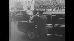 CAN795 DE GAULLE ENTERS INTO FRANK DISCUSSIONS WITH SOVIET LEADERS News Clip