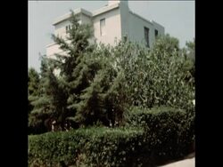 SYND 8 8 78 CHRISTINE ONASSIS AT HOME IN ATHENS Instructional Video