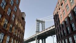 Manhattan bridge between buildings Stock Footage