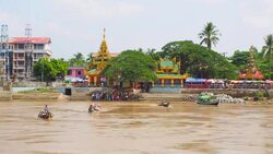 Syriem Yele Pagoda , Island Buddha place in Myanmar. Stock Footage