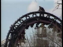 USA: ILLINOIS: 23 STUCK UPSIDE DOWN ON ROLLERCOASTER FOR 2 HOURS News Clip