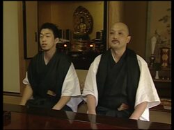 Traditional bamboo chopping performance passes through generations News Clip