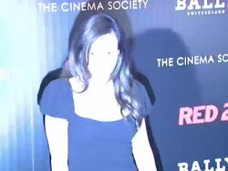 Mary-Louise Parker at The Cinema Society And Bally Host A Screening Of Summit Entertainment's "Red 2" Stock Footage