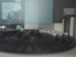 CU, SELECTIVE FOCUS, Machine filling bottles Stock Footage