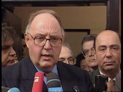 SERBIA: GREEK FOREIGN MINISTER TO MEDIATE IN POLITICAL CRISIS News Clip