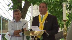 CLEAN: Church counts on prayer in France gay marriage debate News Clip