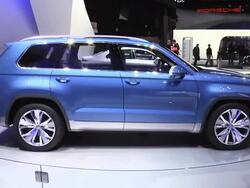 2013 Volkswagen CrossBlue concept SUV montage Stock Footage