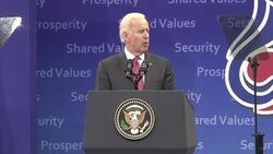 CLEAN : Biden hails Mandela News Clip