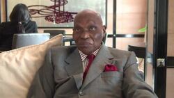 CLEAN : Senegal ex presidents homecoming delayed News Clip