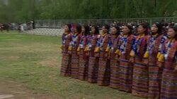 The Duke and Duchess of Cambridge Welcomed With Traditional Performance News Clip