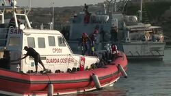CLEAN : Migrants arrive on Lapedusa as Pope visits News Clip