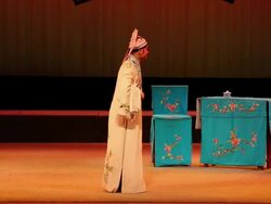 MS Actor performing qinqiang opera in theater, qinqiang is representative folk opera of northwest china AUDIO / xi'an, shaanxi, china Stock Footage