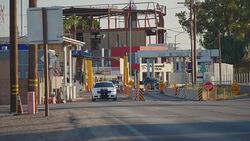Cars crossing border between US and Mexico News Clip