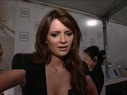 New York Fashion Week may look all glitz and glamour, but the truth is it takes a lot of work to make it through in one piece. Stars, designers and fashionistas share their secrets for looking fabulous and surviving the week-long event. (Sept. 21) News Clip