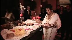 Aretha Franklin hosts star-studded birthday bash News Clip
