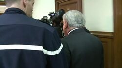 CLEAN : Kahn in court to seek ban News Clip