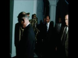 SYND 28 7 75  PRESIDENT SADAT MEETS SUDANESE PRESIDENT NUMEIRI News Clip