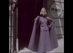 RR7031B PARIS FASHIONS: AUTUMN/WINTER COLLECTIONS Instructional Video