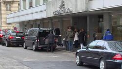 CLEAN : Kerry Zarif to meet for nuclear talks as deadline looms News Clip