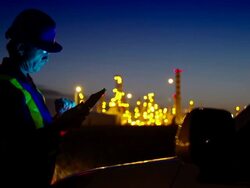 Worker at industrial plant working on a tablet. Stock Footage