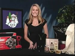 REPLAY The gifts celebrities want this holiday season News Clip