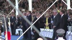 VOICED : Putin Obama y Poroshenko juntos News Clip