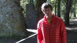 VOICED : Slacklining on a high in France News Clip