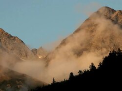Mist drifting over the mountains (Full HD) Stock Footage