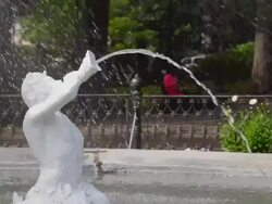 CU R/F Shot of water flowing white water fountain / Savannah, Georgia, United States Stock Footage