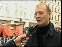German artist on his controversial exhibit News Clip
