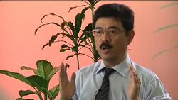 Reaction from Myanmar exiles and Human Rights Watch to Clinton's visit News Clip