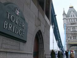 MS People walking on tower bridge / London, Great Britain   Stock Footage