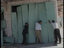 Israelis conduct house to house searches News Clip