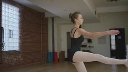 Teenage ballerina doing ballet Stock Footage